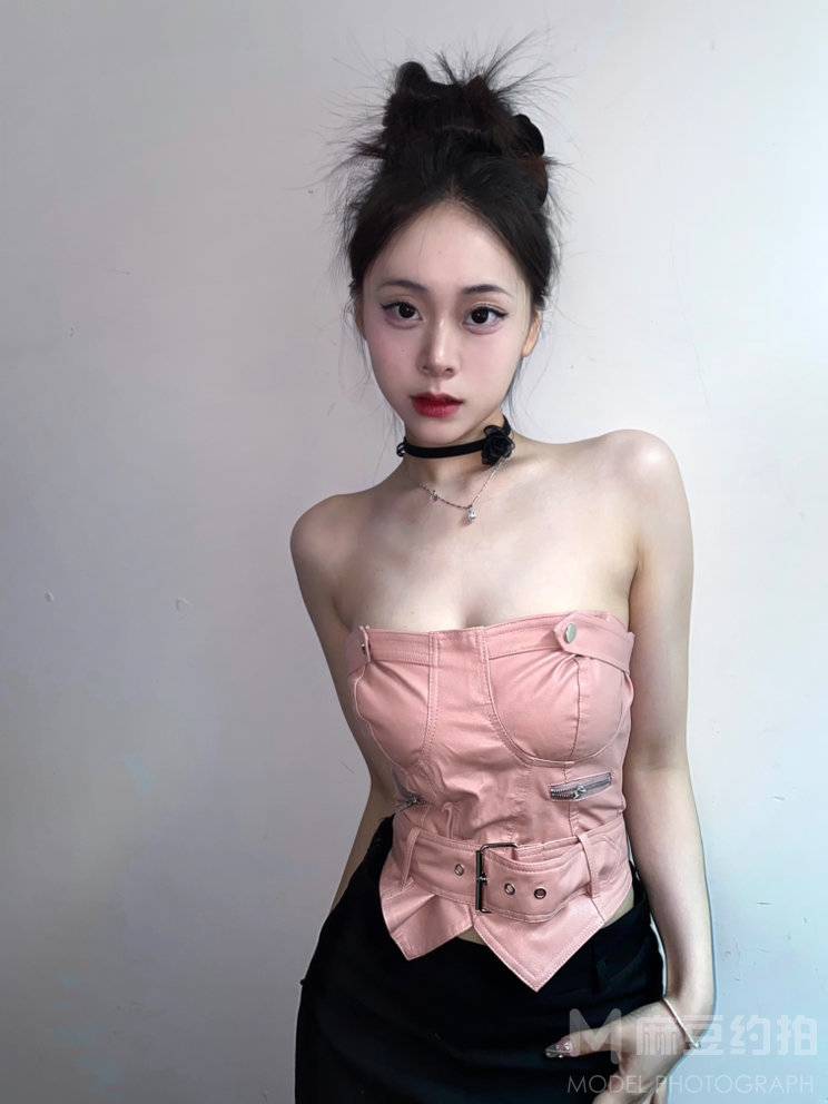 纪实模特