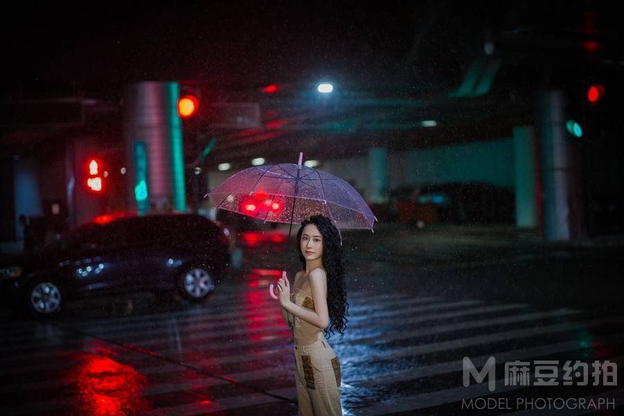 夜景模特