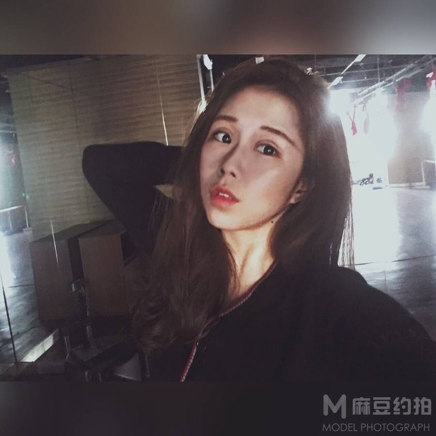 民国模特