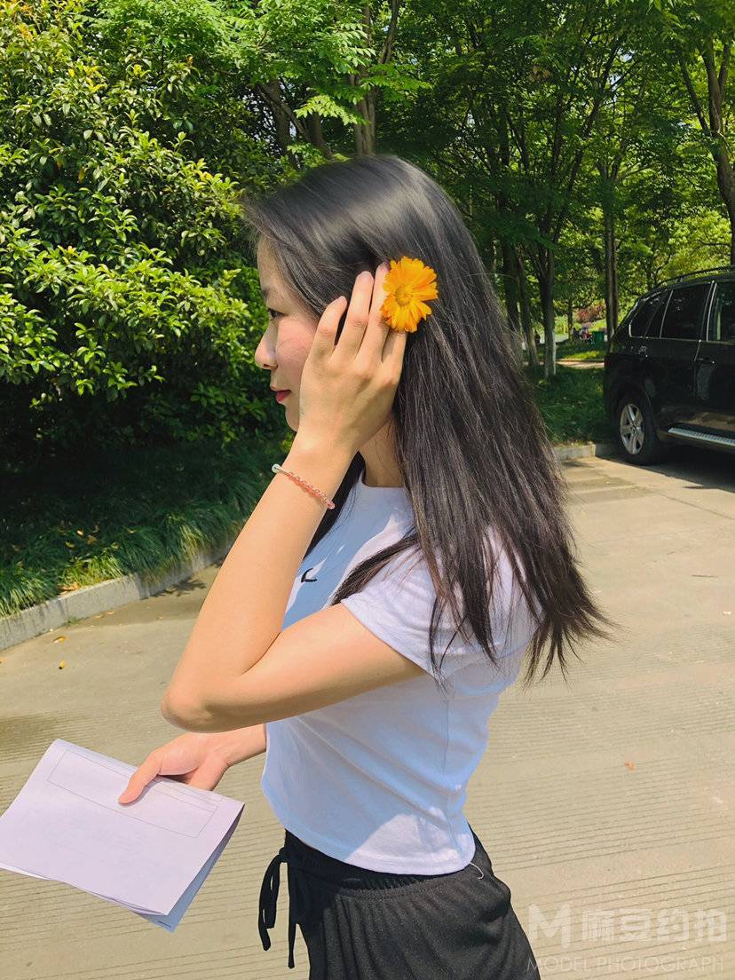 清新模特