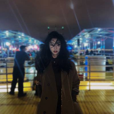 黑白模特