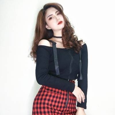 黑白模特