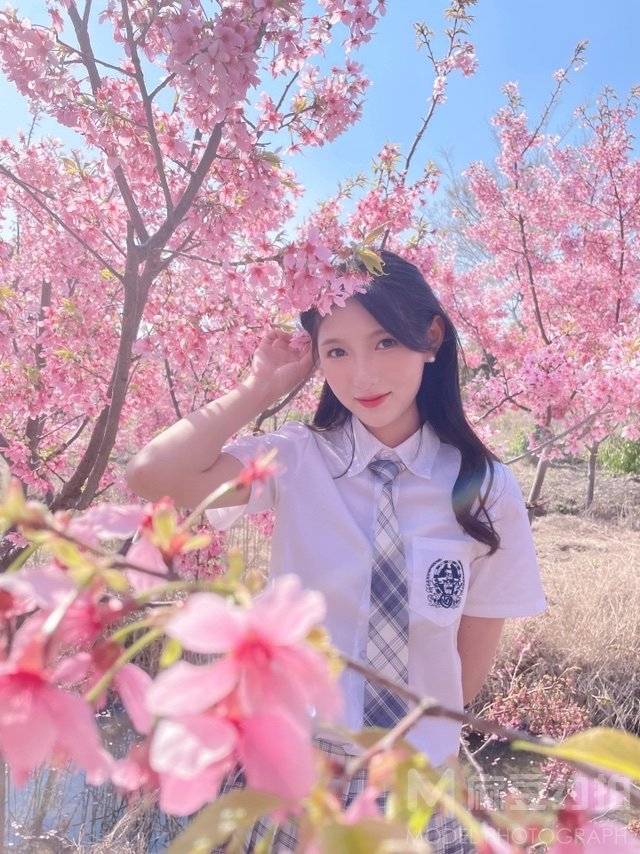 校园模特