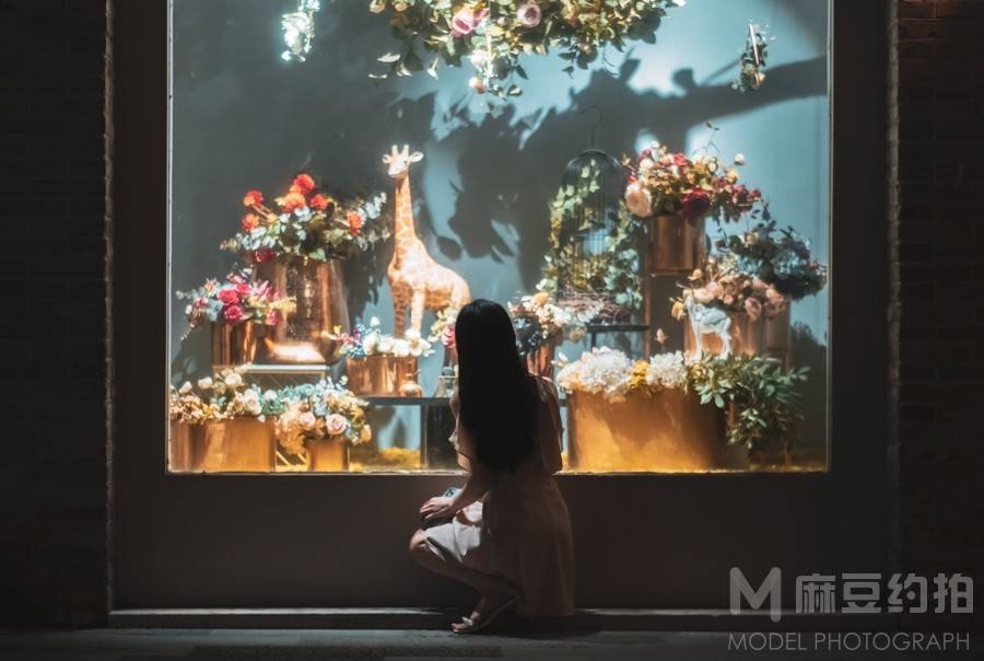 夜景模特