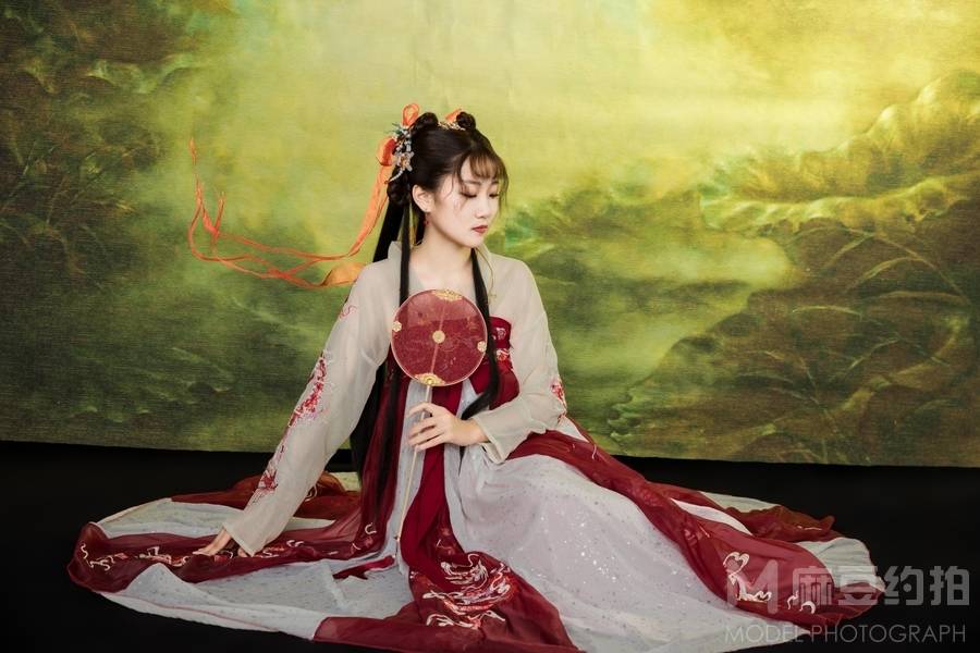 纪实模特