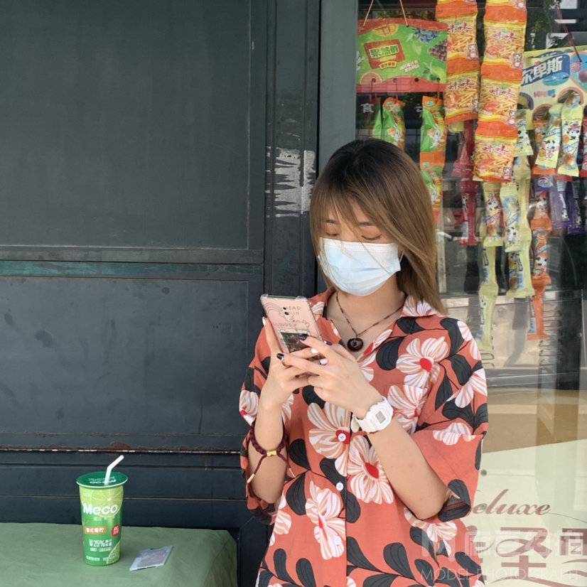 校园模特