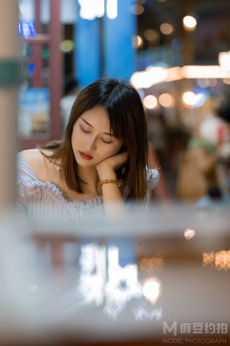 夜景模特