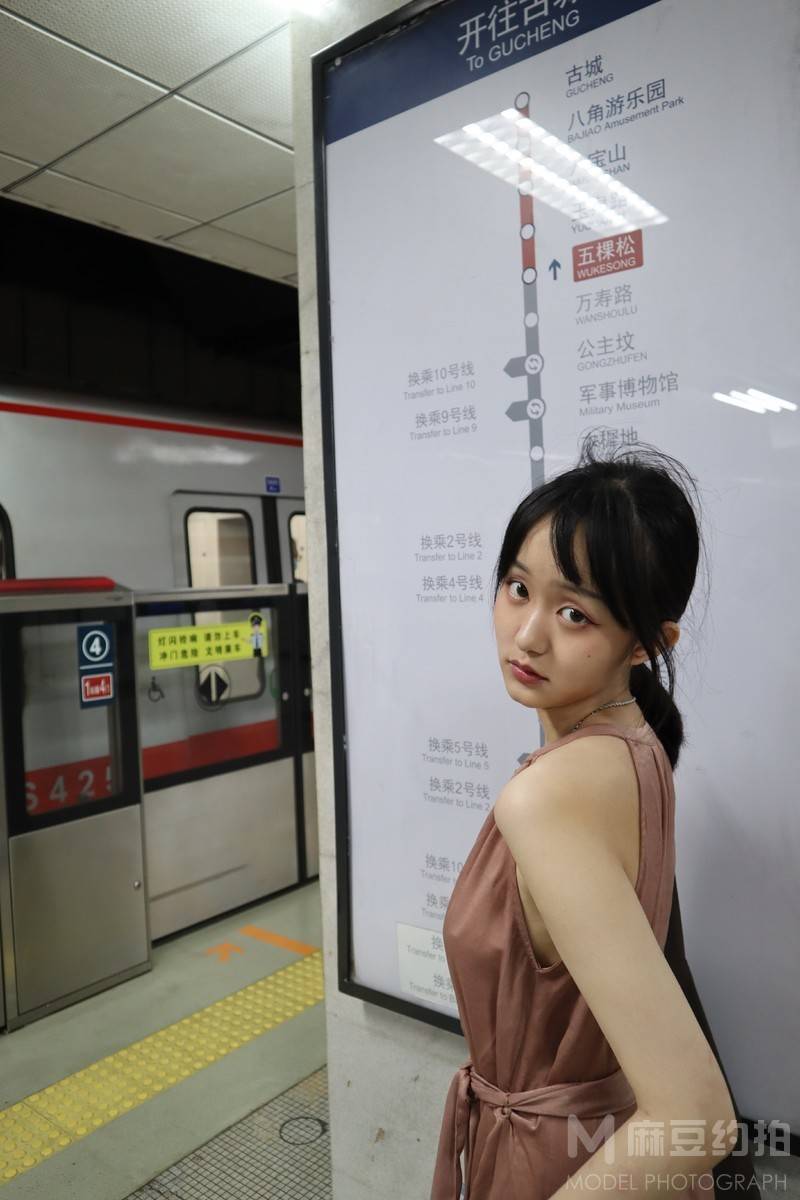 校园模特