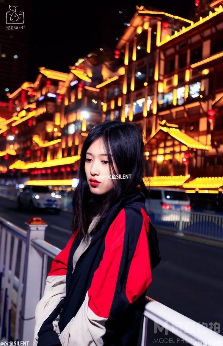 夜景模特