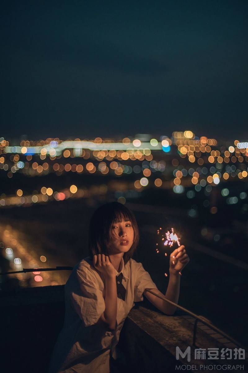 夜景模特