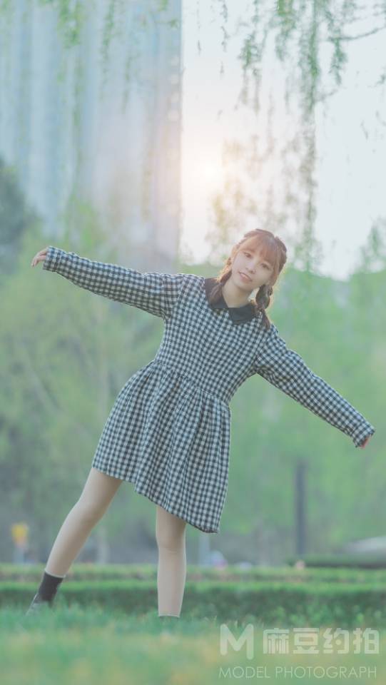 校园模特
