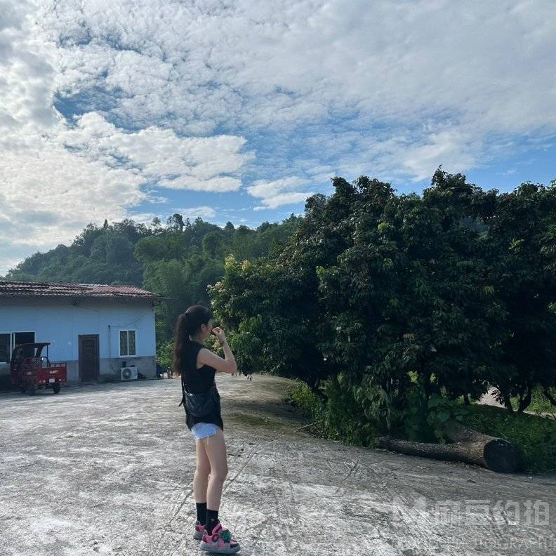 黑白模特