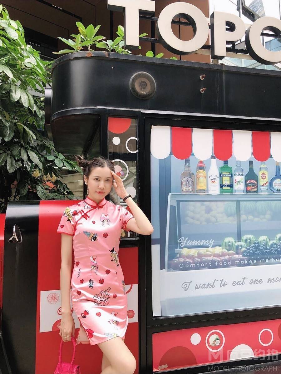 旗袍模特