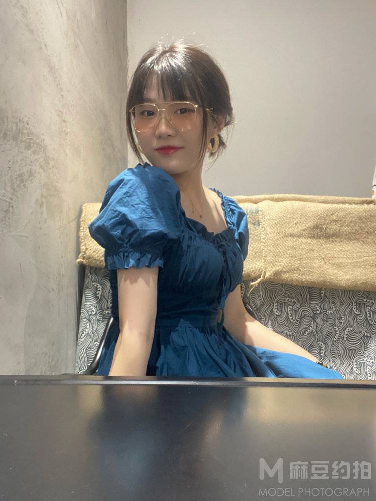 胶片模特