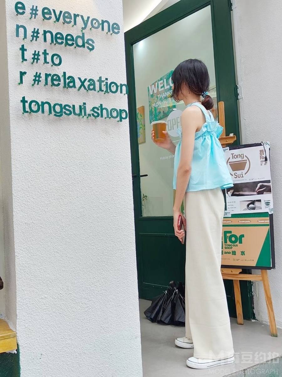 清新模特