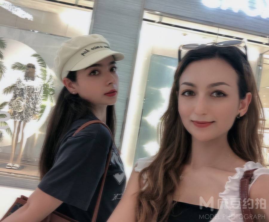 校园模特