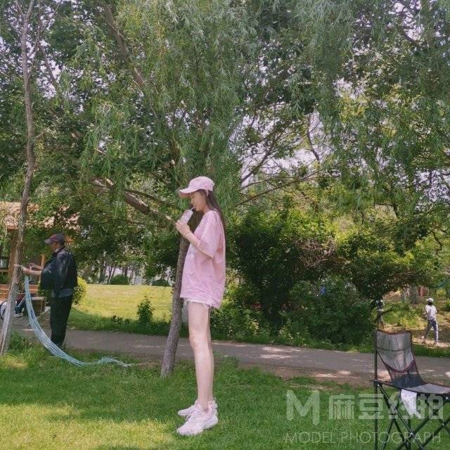 校园模特