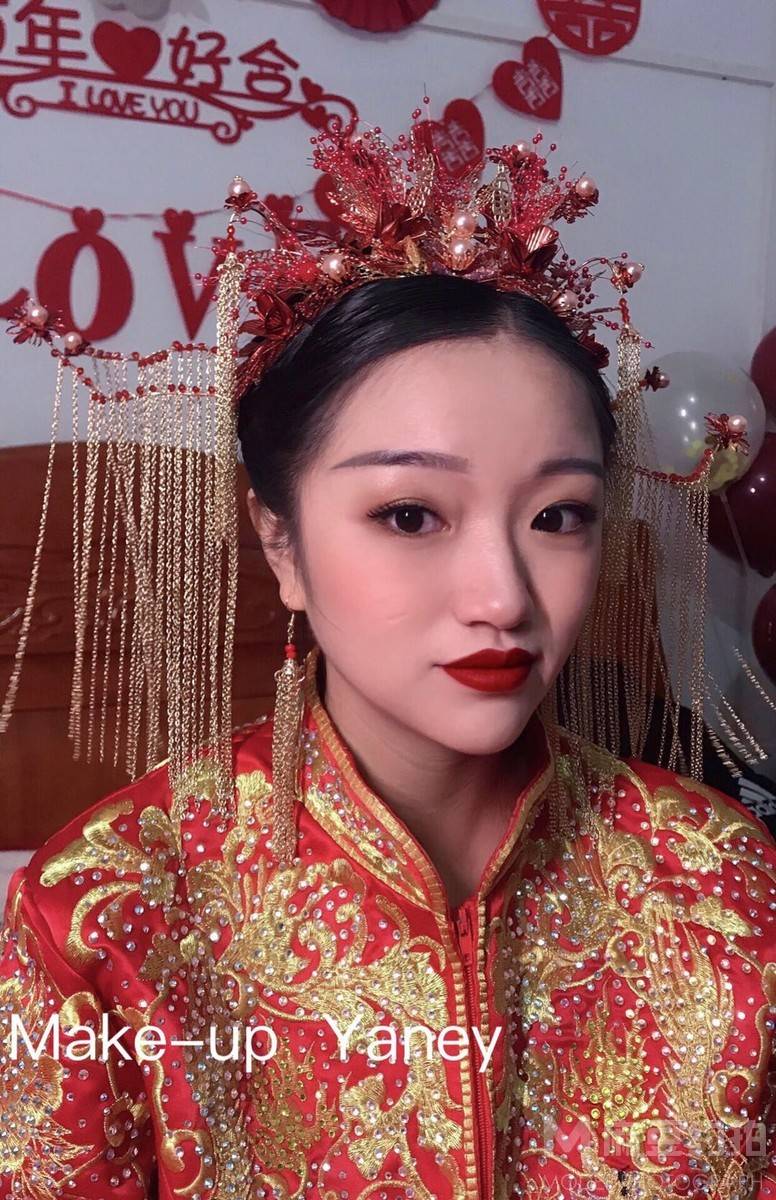 妆容模特