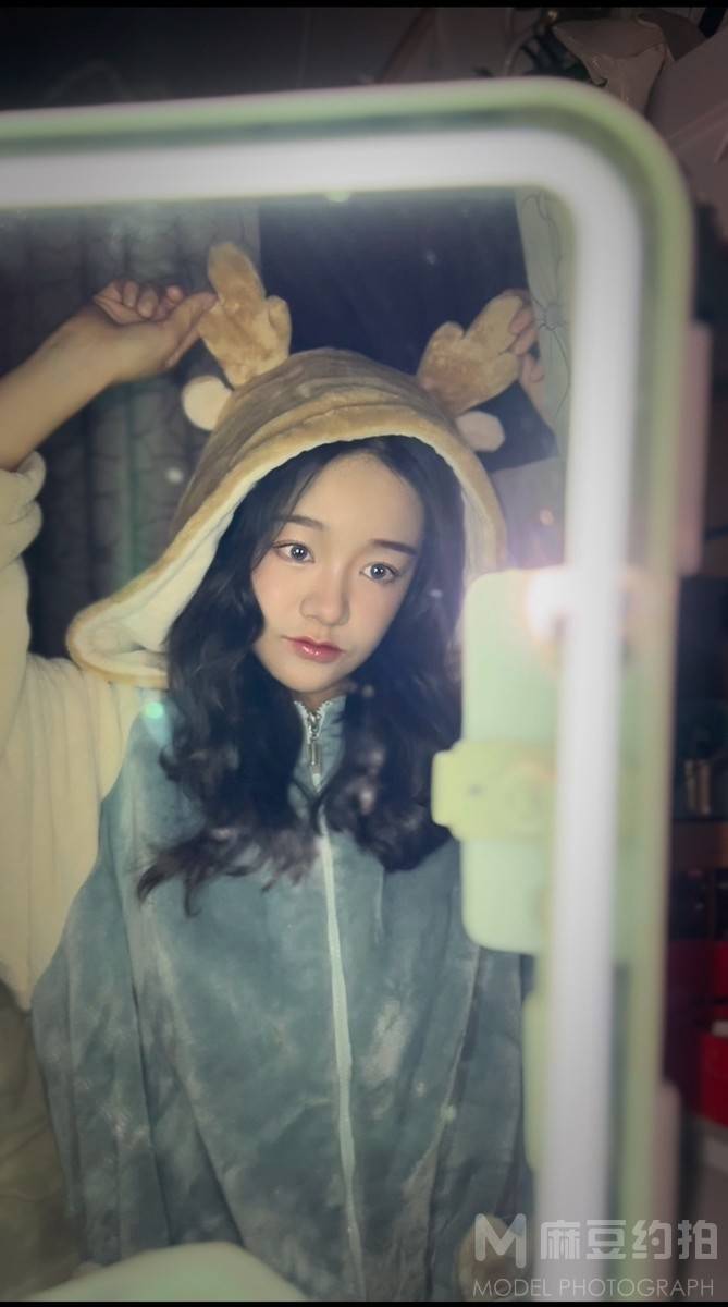 胶片模特