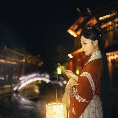 汉服模特