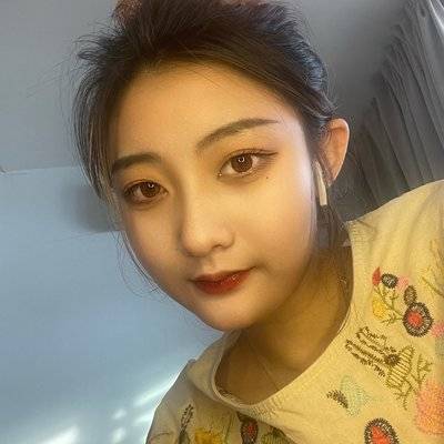 黑白模特
