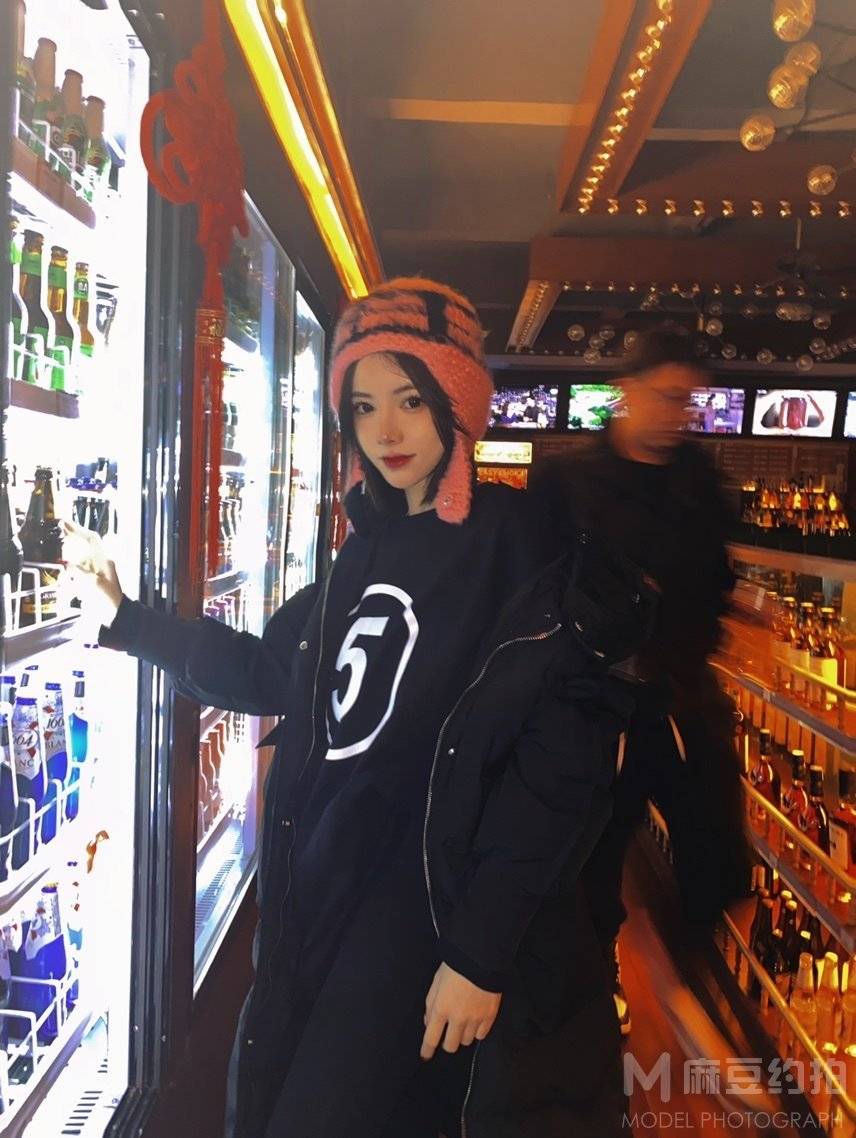 妆容模特
