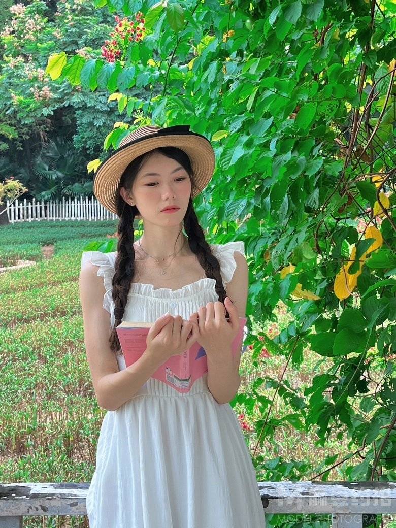 胶片模特