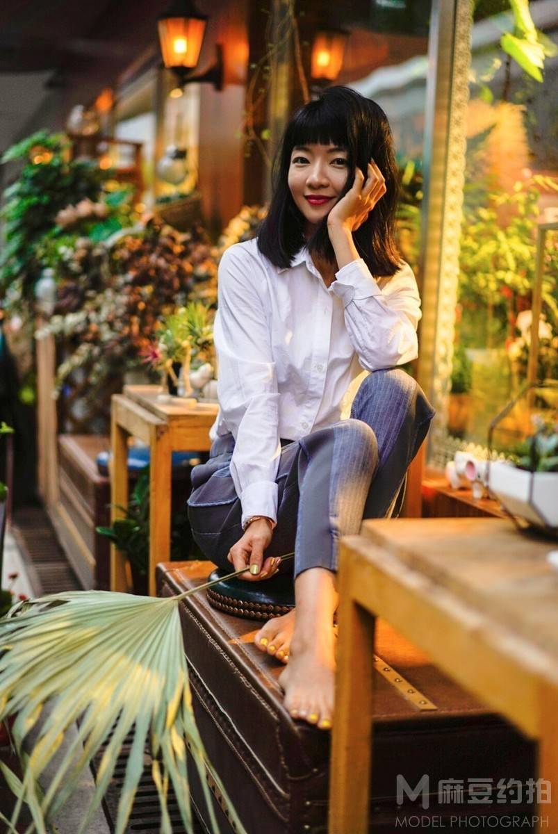 情绪模特