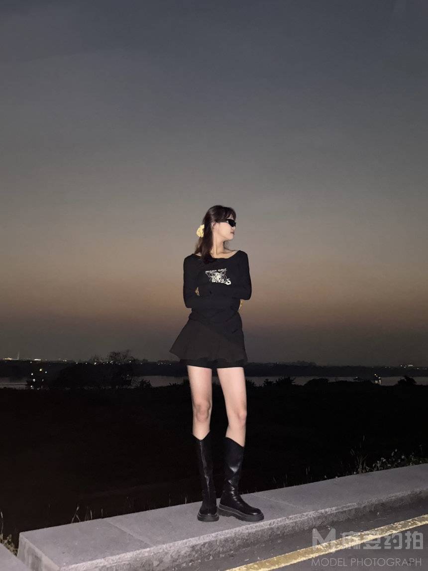 夜景模特