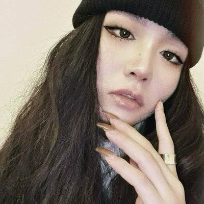 黑白模特