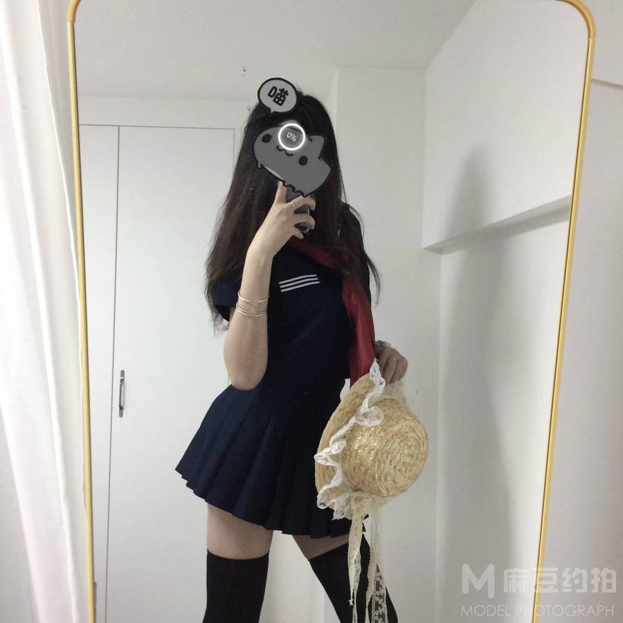 宝丽来模特
