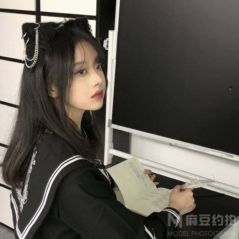暗黑模特