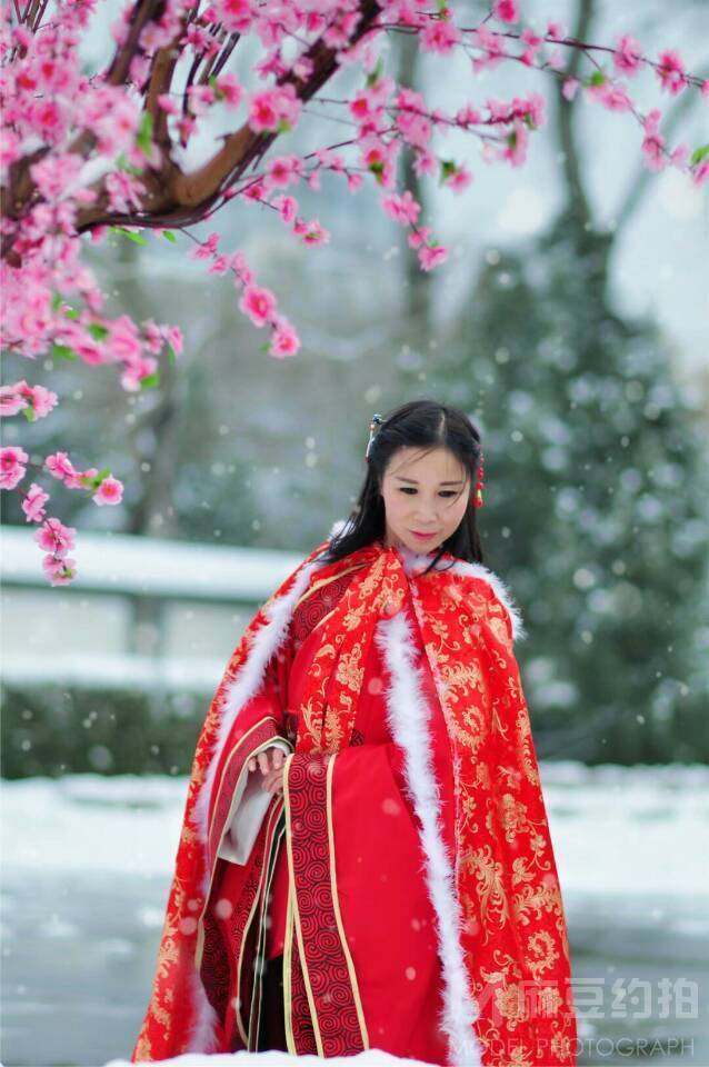 汉服模特