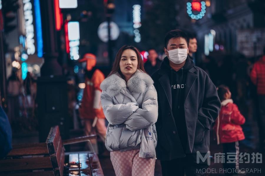 情绪模特