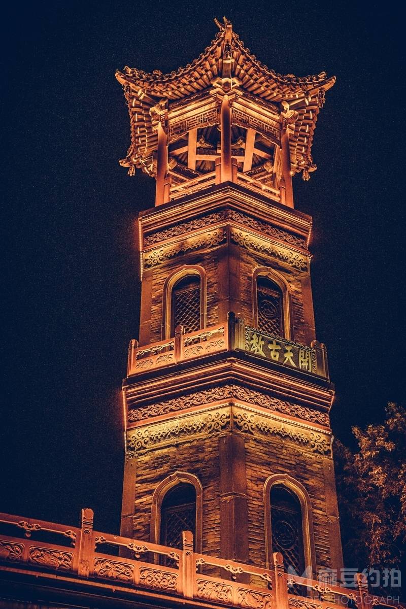 夜景模特