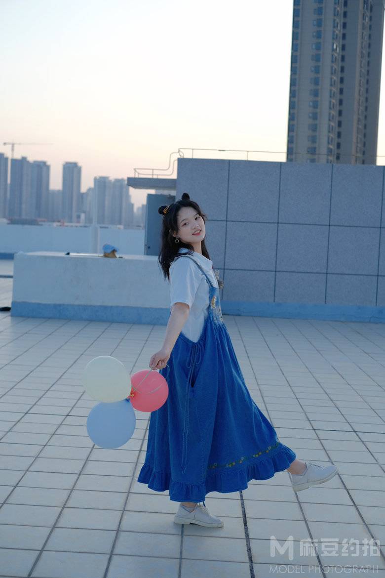 校园模特