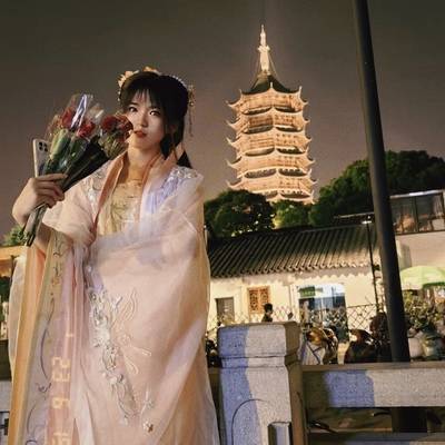 汉服模特