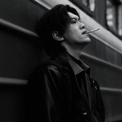 黑白模特