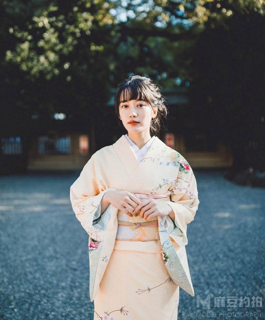 胶片模特