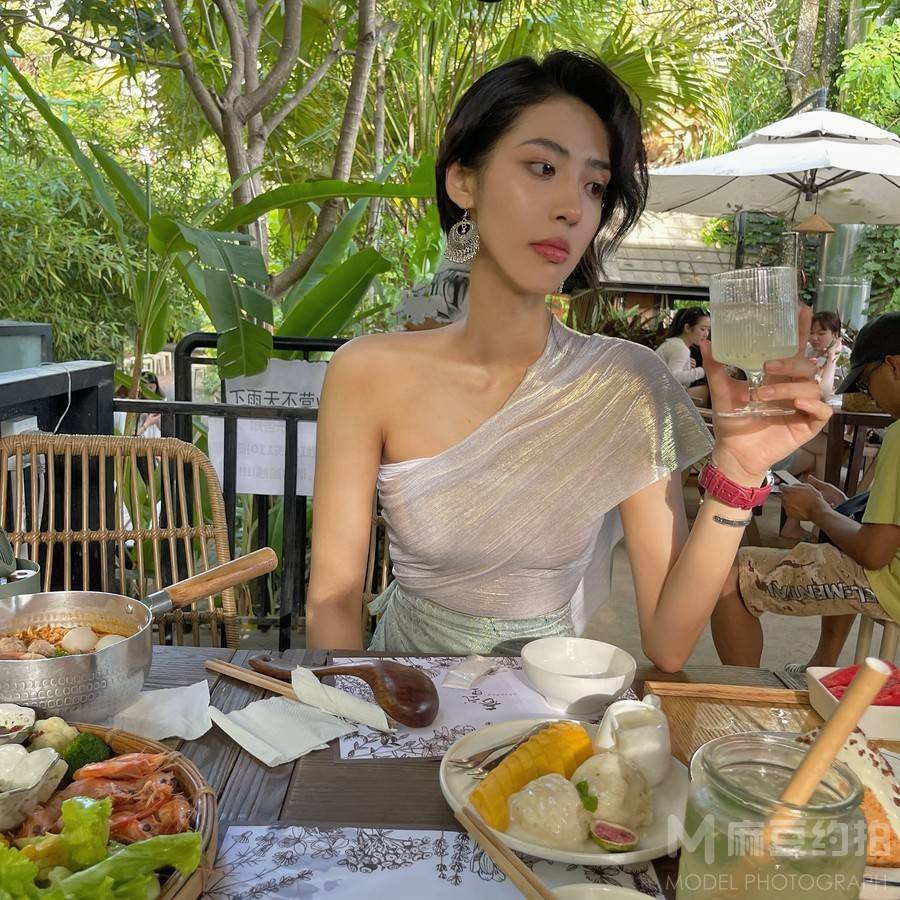 暗黑模特