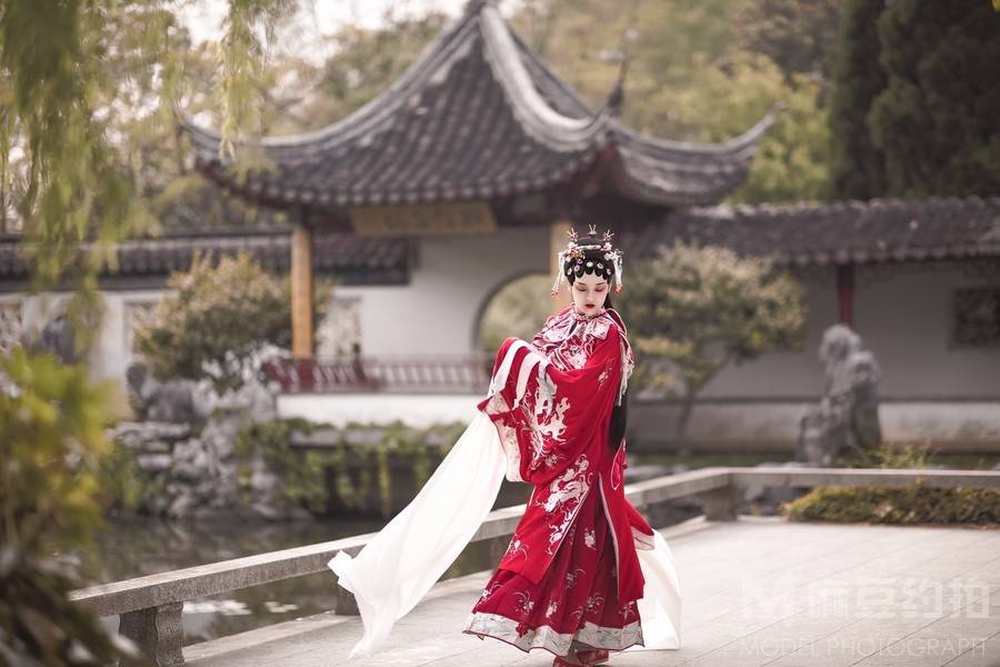 汉服模特