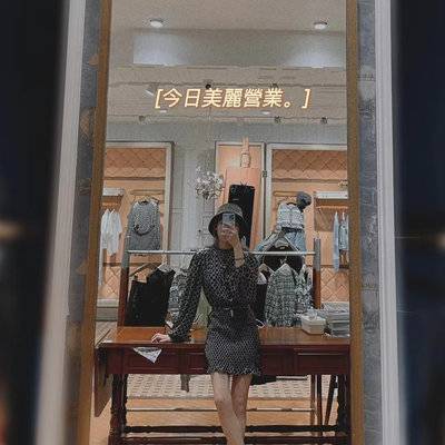 黑白模特