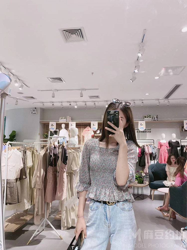 少女模特