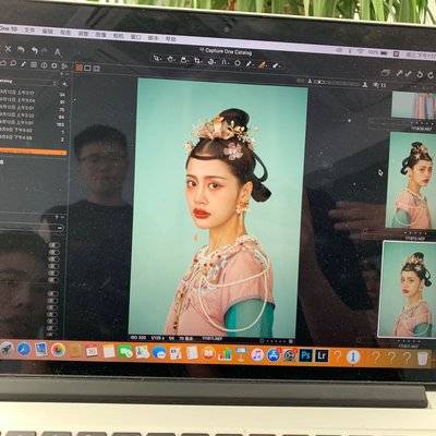 妆容模特
