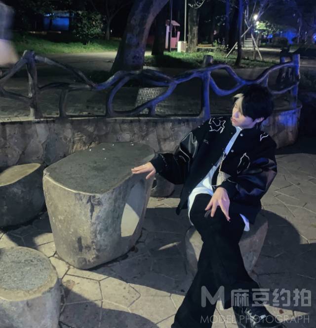 夜景模特