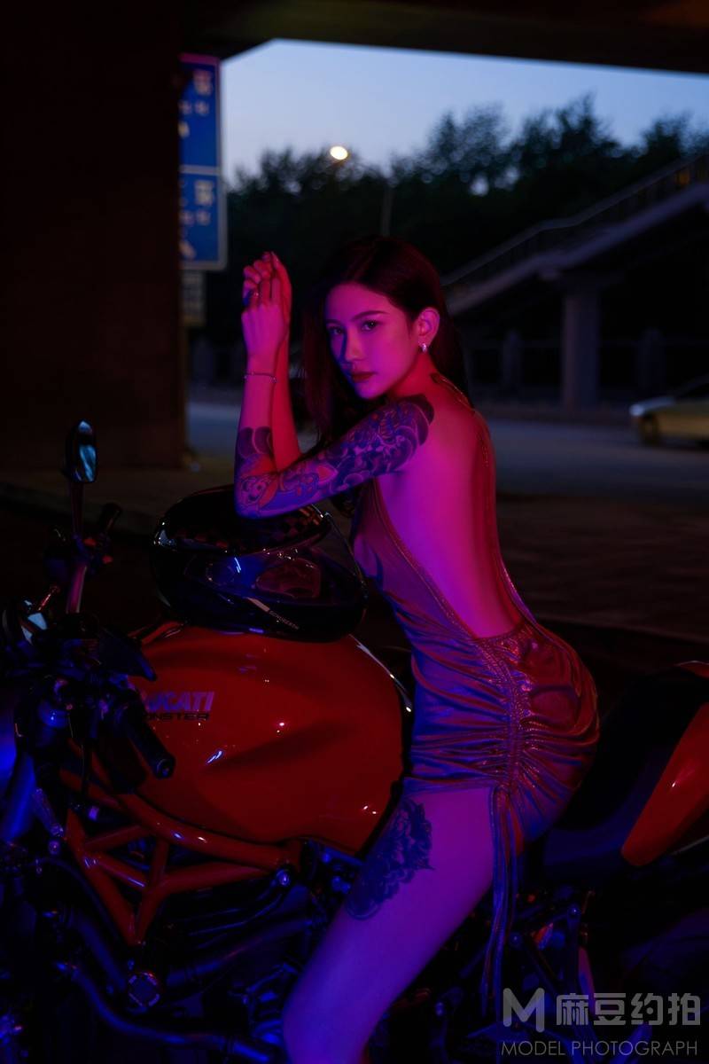 商务模特