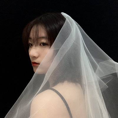 黑白模特