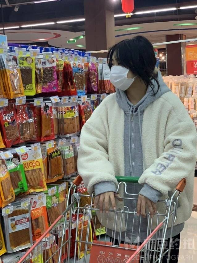 校园模特