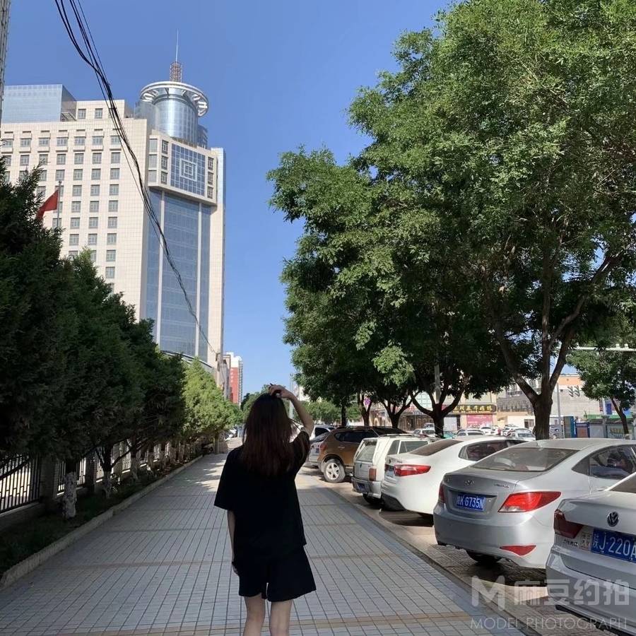 民国模特
