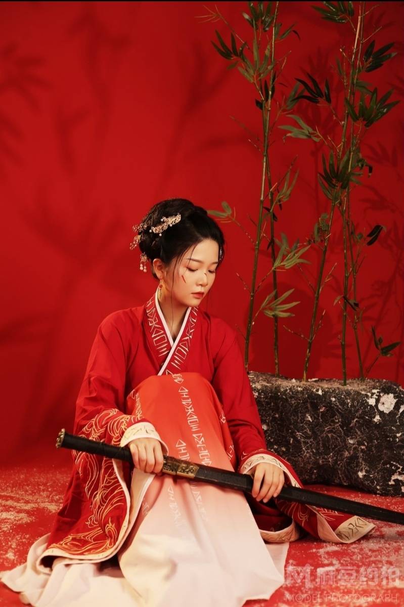 汉服模特